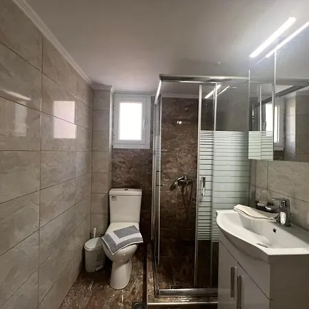 Lucky 6 Apartman Kavála